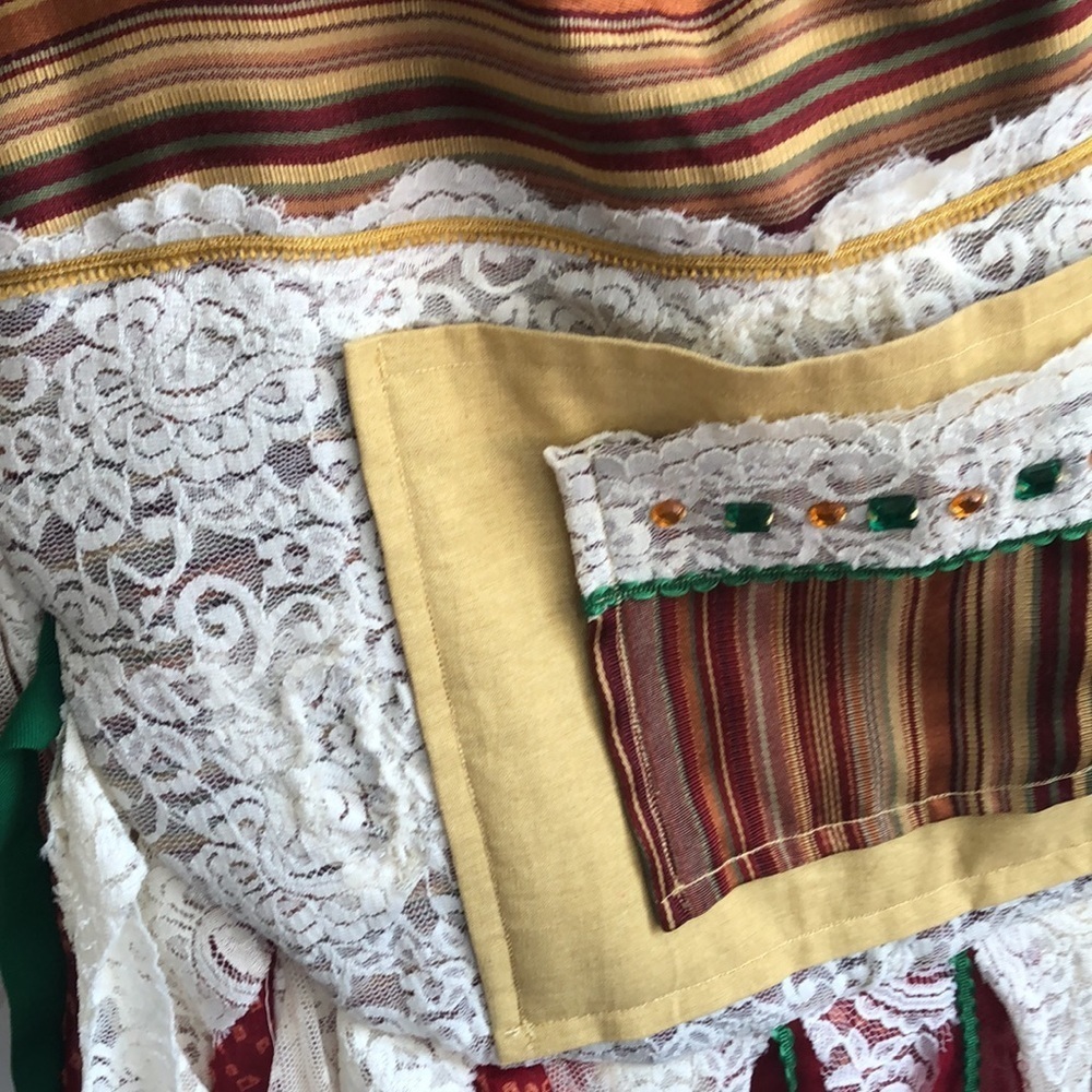 Bohemian Gypsy Crossbody Bag w/gold,green,red stripes & cream lace and fringe - Picture 13 of 17